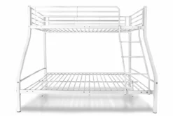 Litera De Metal Blanca Con Escalera Y Rieles De Seguridad.