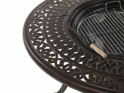 Mesa De Jardín De Metal Marrón Oscuro/beige ⌀ 105 Cm MANFRIA -Conforama Tienda de ventas cb01f163f114722b097901bcd20f27defc29b95a 61a4e4aab90f41bb8a206444cdd9c761